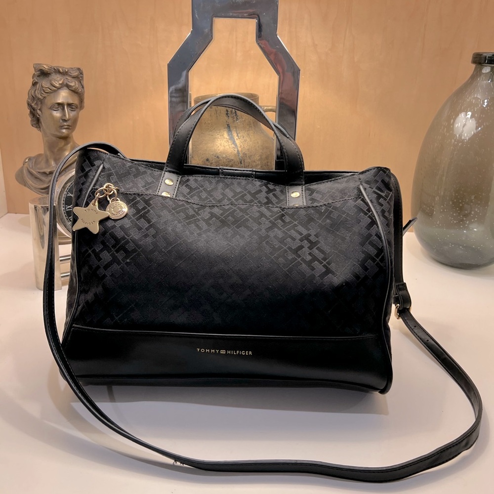 Tommy Hilfiger Navy Blue Bag